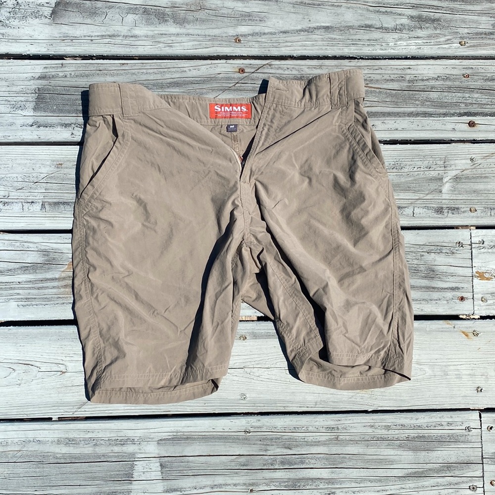 Mens SIMMS shorts size M